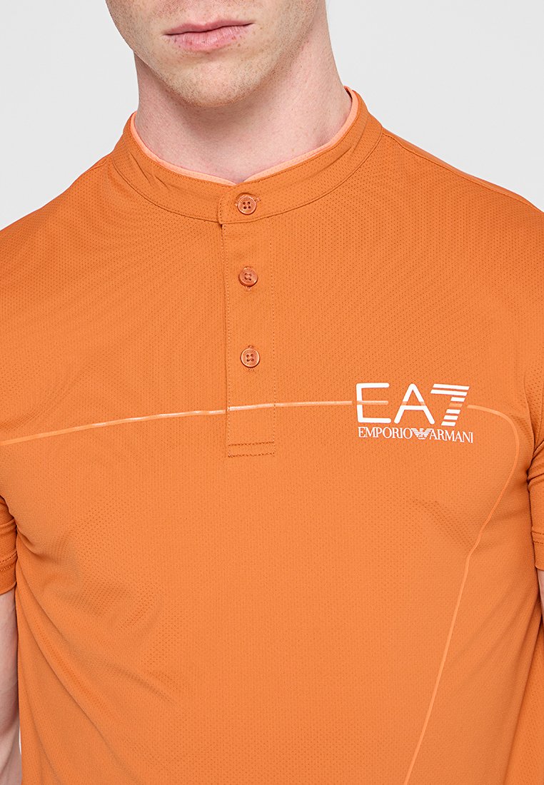 EA7 Emporio Armani