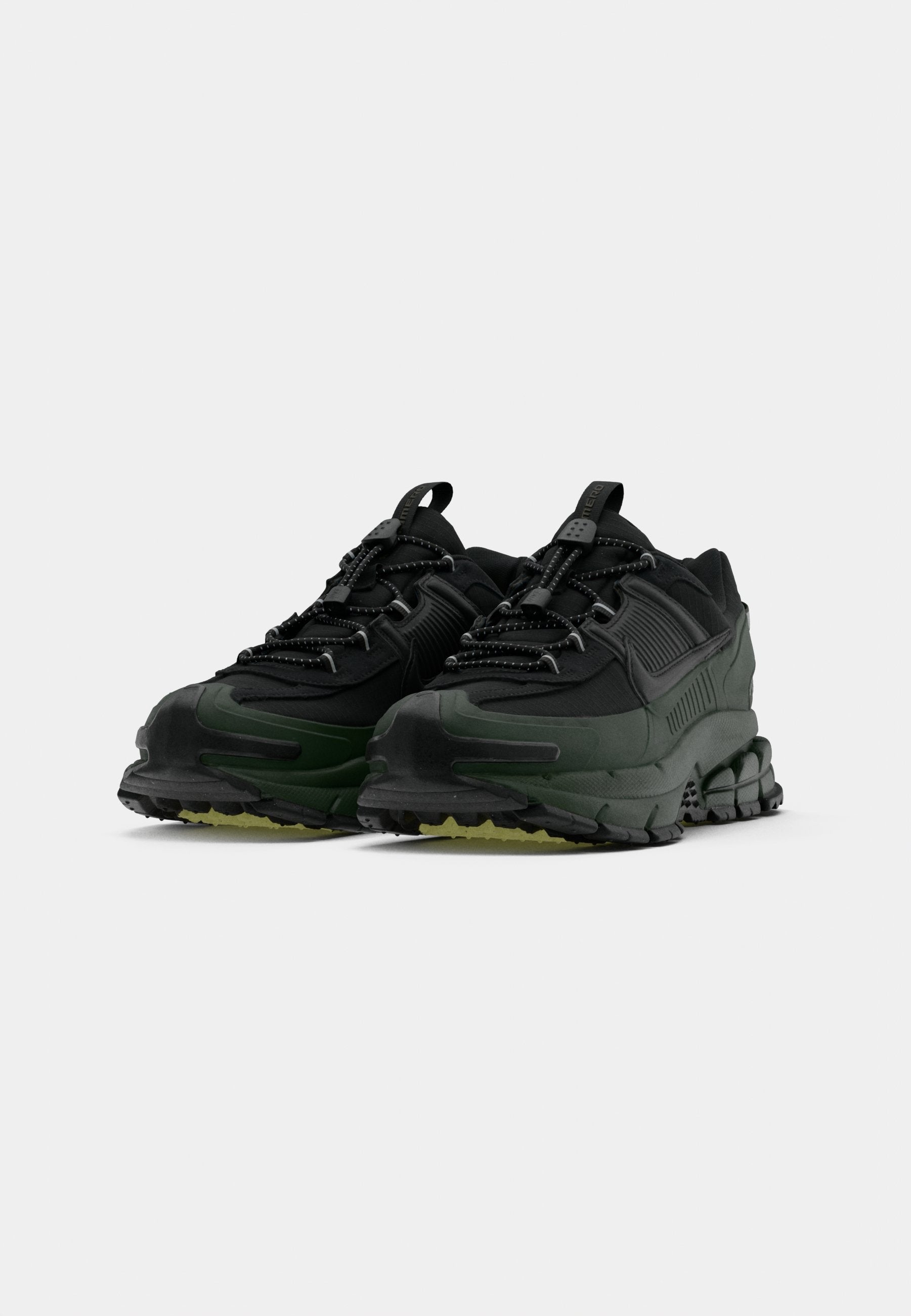 Nike Sportswear ZOOM VOMERO ROAM UNISEX