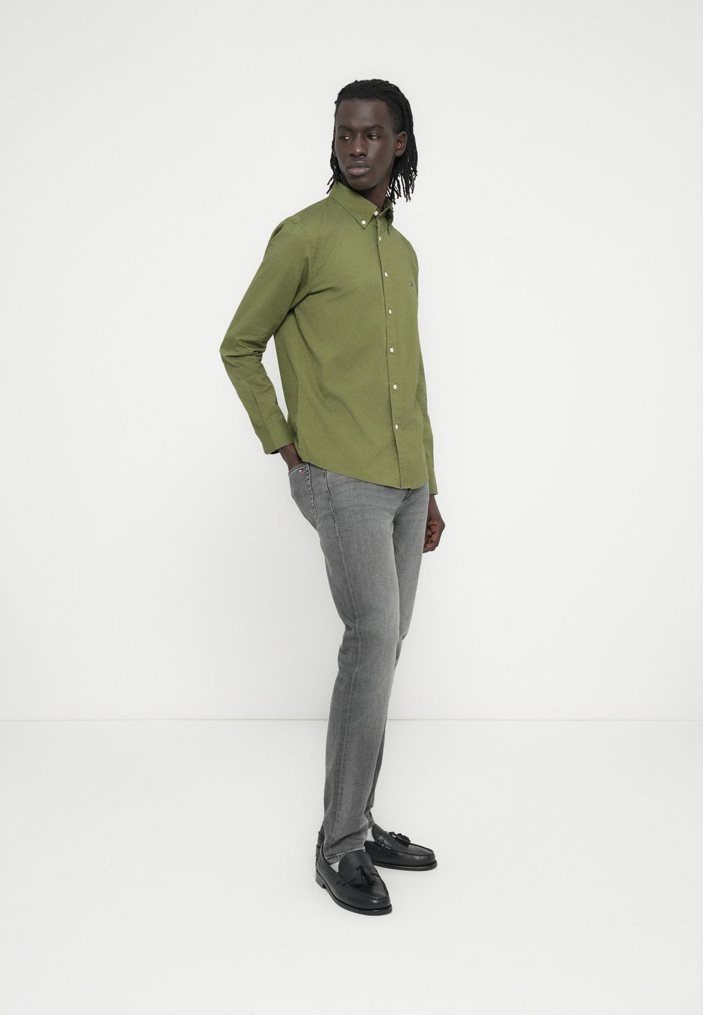 BLEECKER WHISKERED SLIM JEANS Media 2