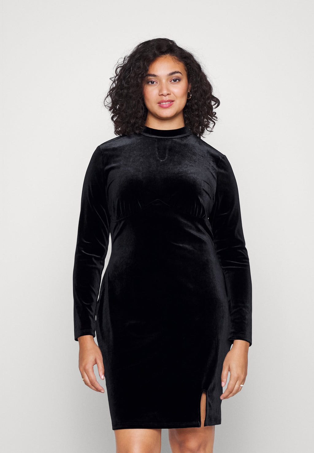 Glamorous Curve