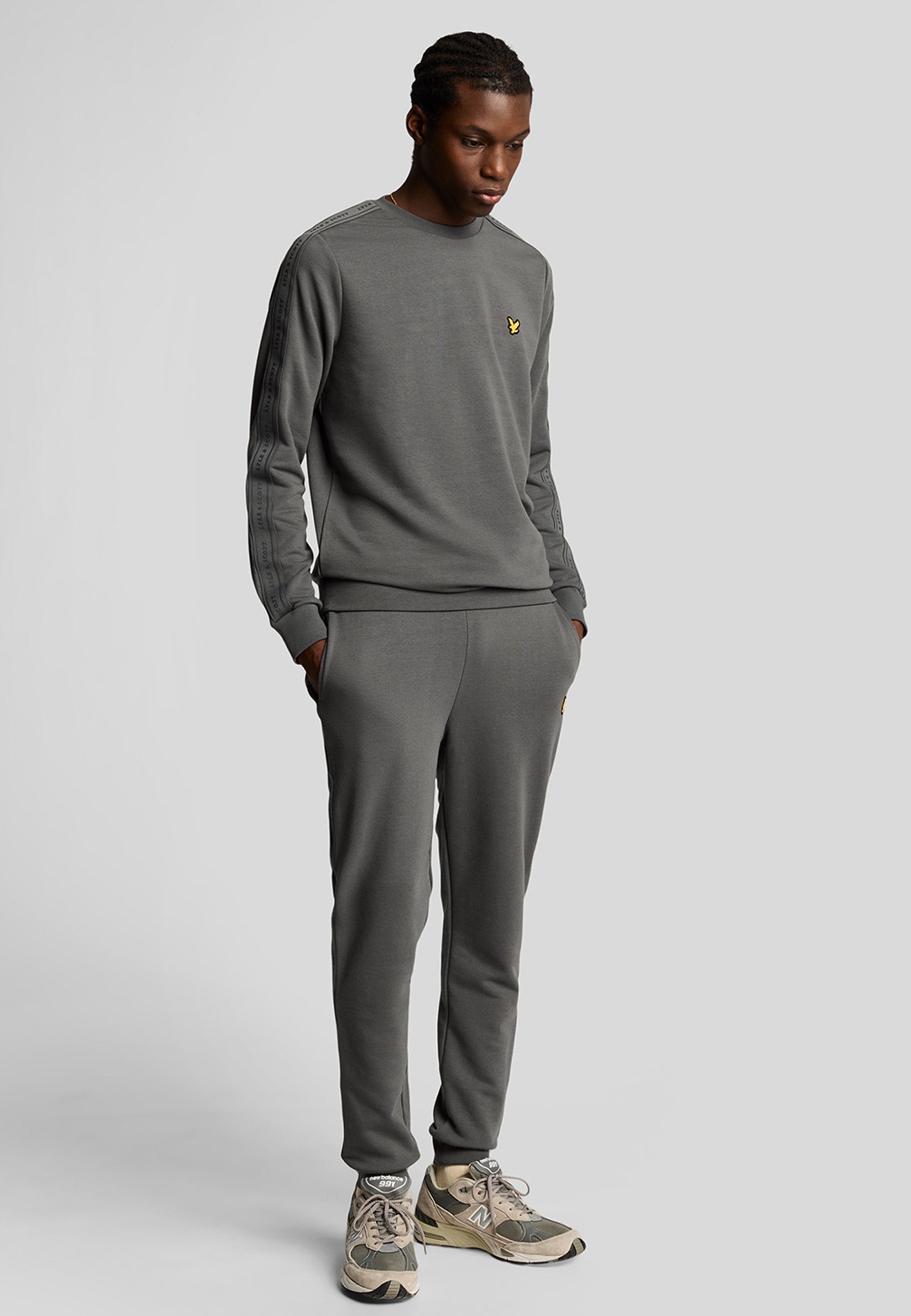 Lyle & Scott  TAPE TRACKIES