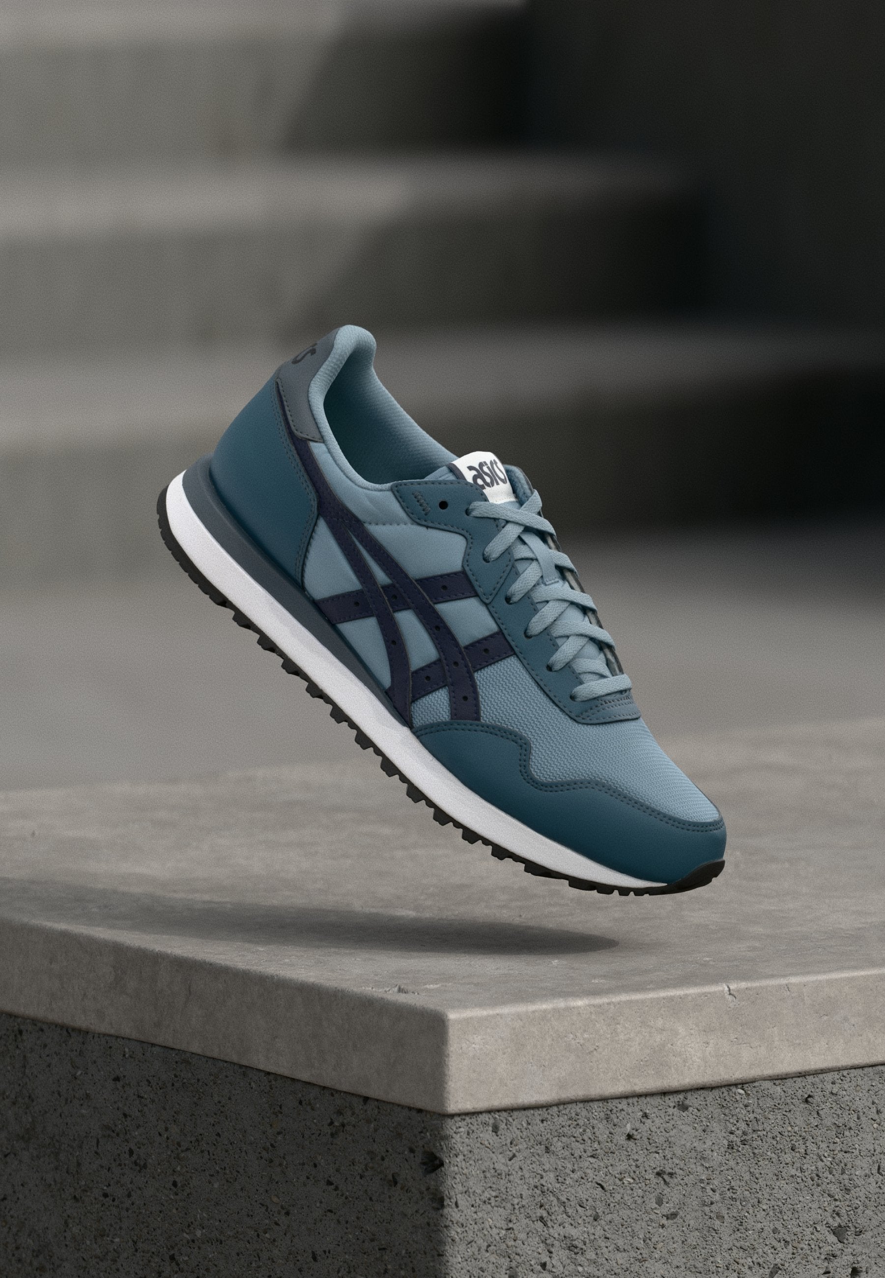 TIGER RUNNER II UNISEX Media 1