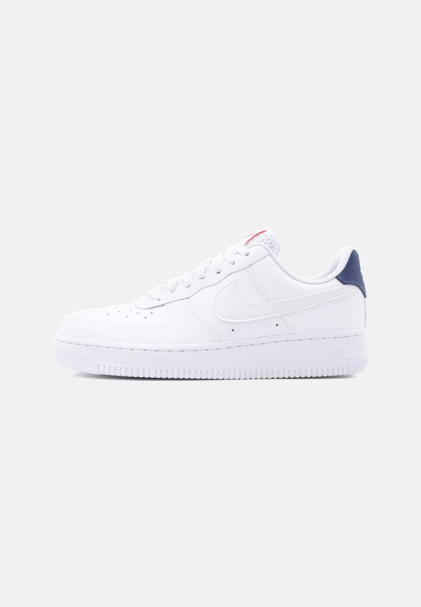 Nike Sportswear AIR FORCE 1 07 - Trainers - white/metallic summit white/blue void/fire red/summit white