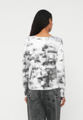 DKNY