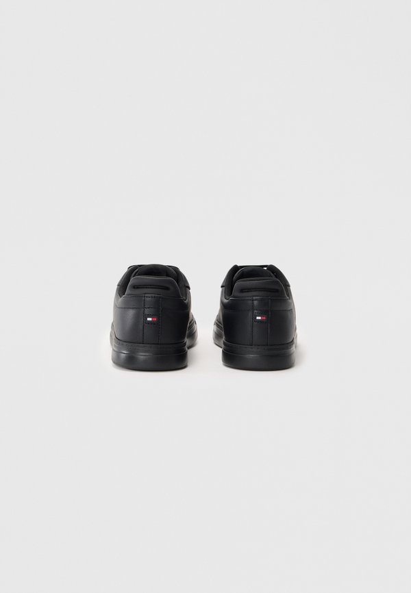Tommy Hilfiger ICON COURT LIGHT ESS