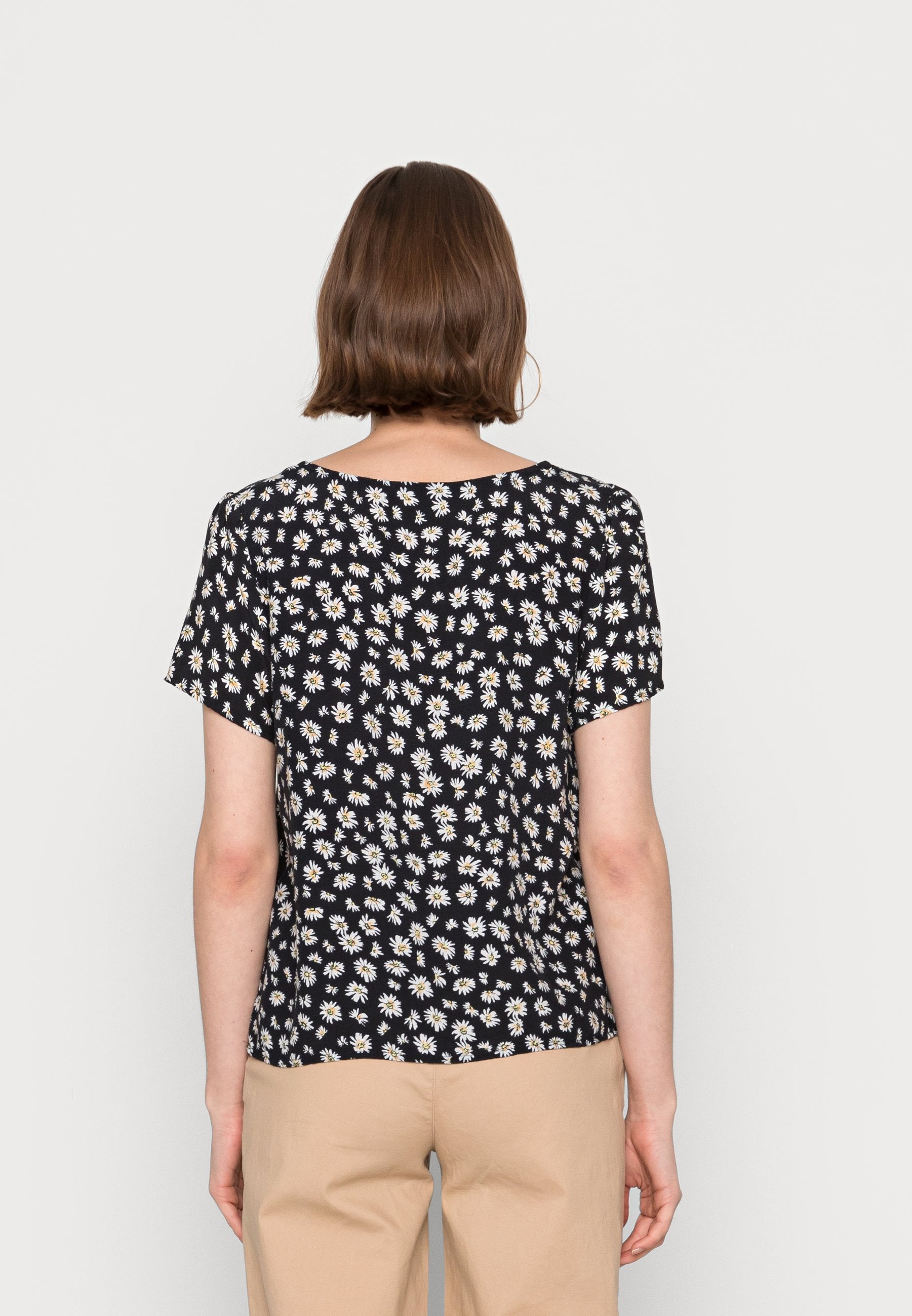 ONLY HELGA V NECK