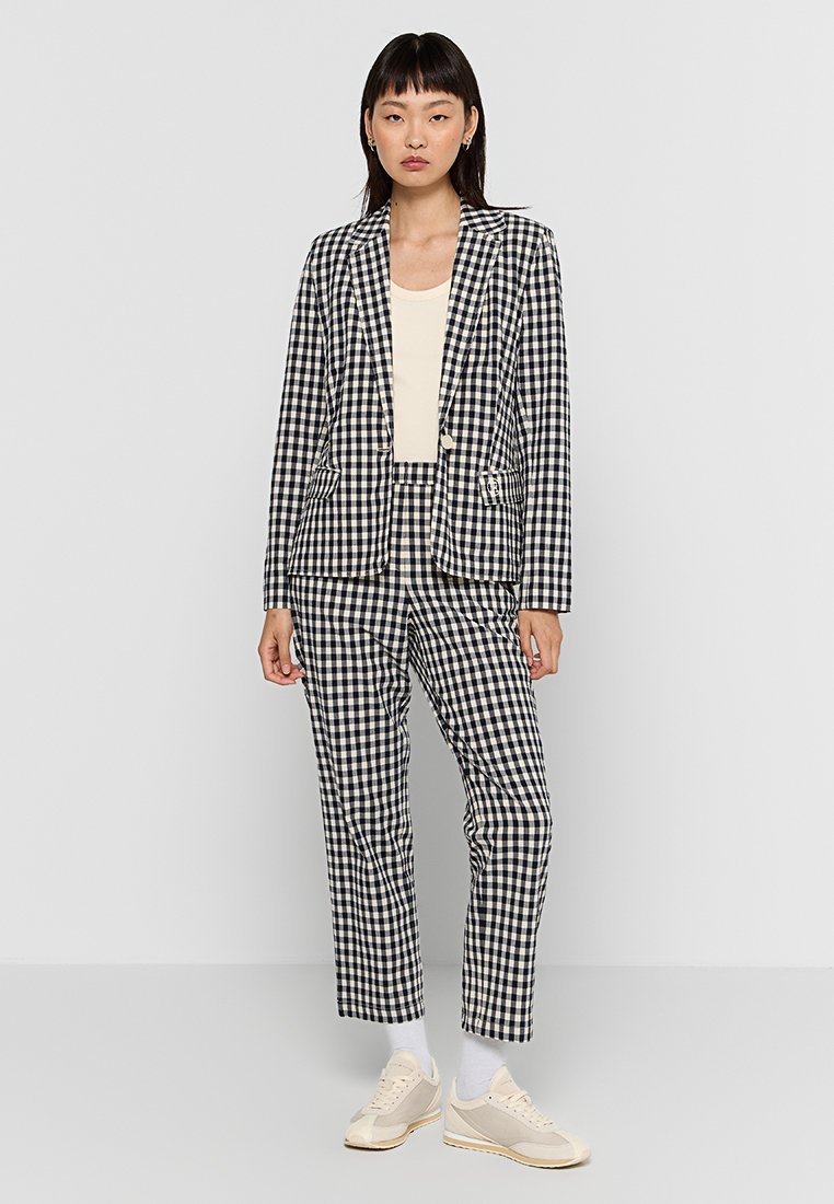 GINGHAM SLIM FIT Media 2