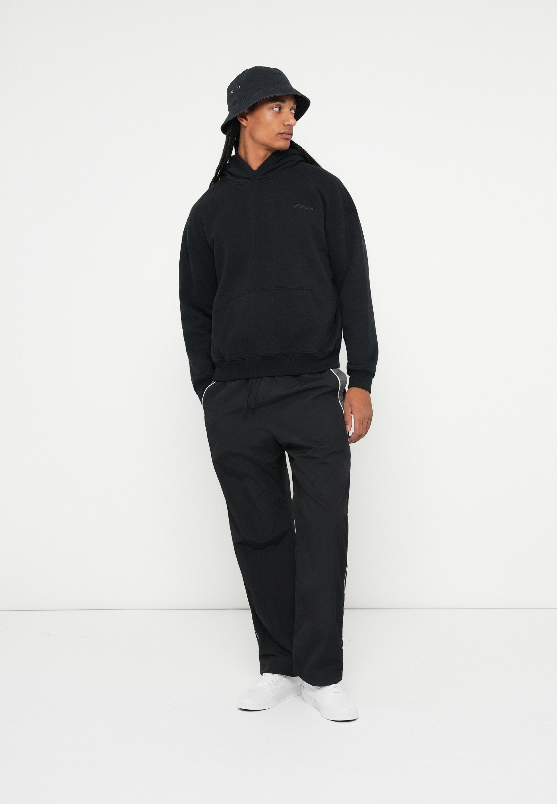 Hollister Co. BOXY MIN LOGO
