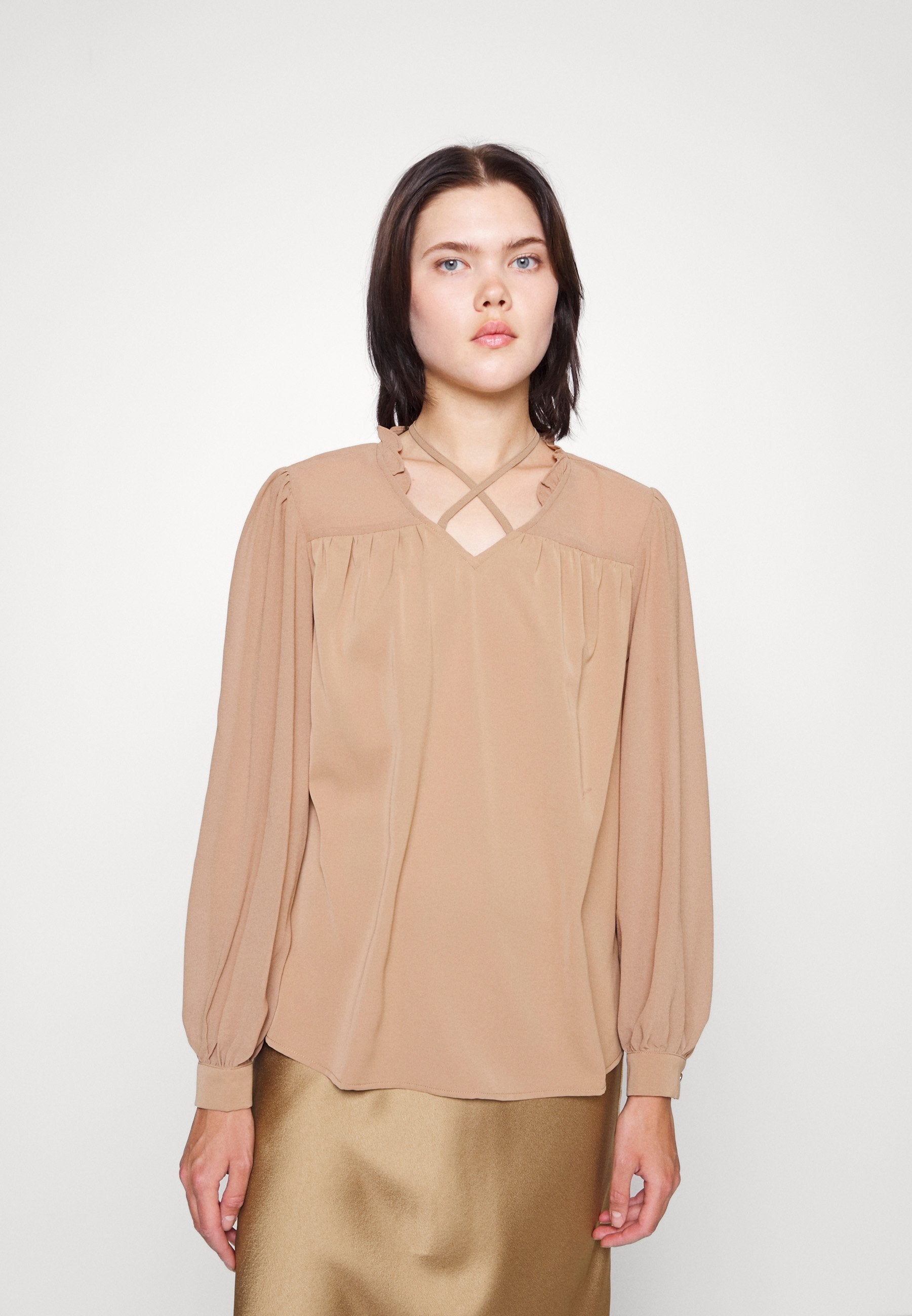 Molly Bracken LADIES WOVEN BLOUSE