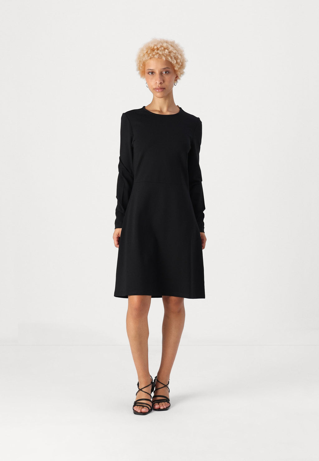 ONLPOPTRASH DRESS LIFE  Media 3