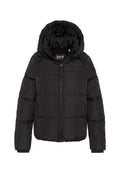 Schwarze Steppjacke mit Kapuze, Reißverschluss, zwei Vordertaschen und gesteppter Textur. Hergestellt aus leichtem, isolierendem Material.