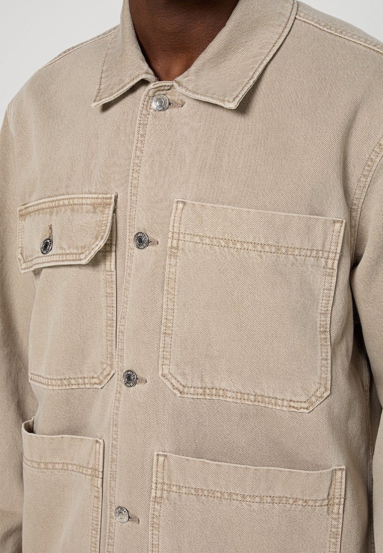 Abercrombie & Fitch