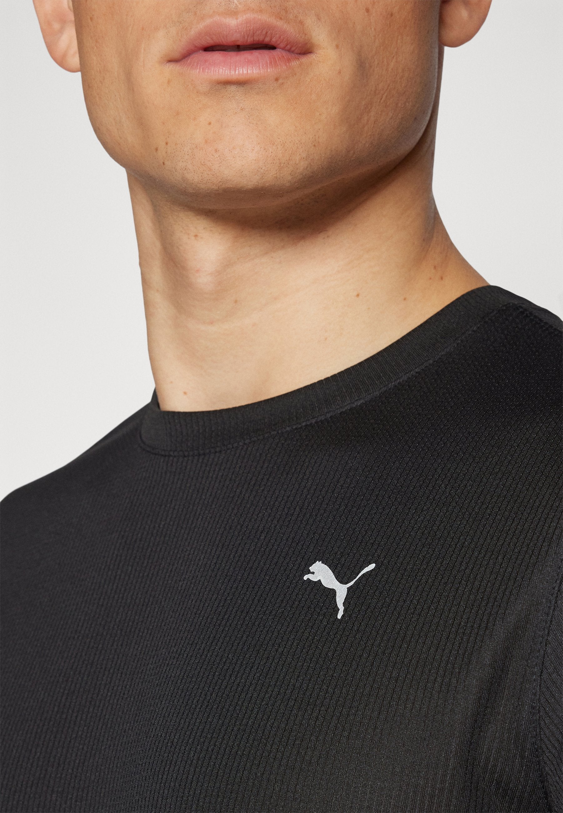 Puma PERFORMANCE TEE