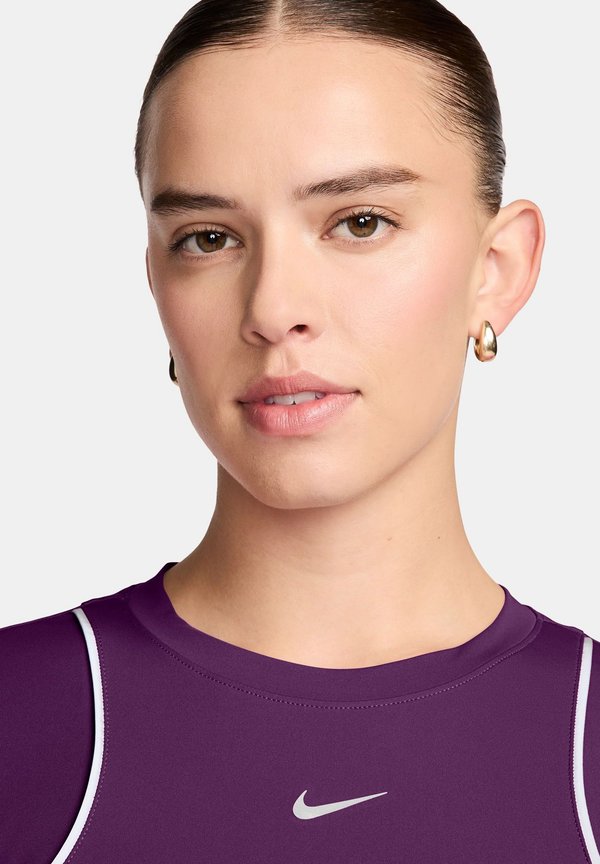 Nike Performance RUN