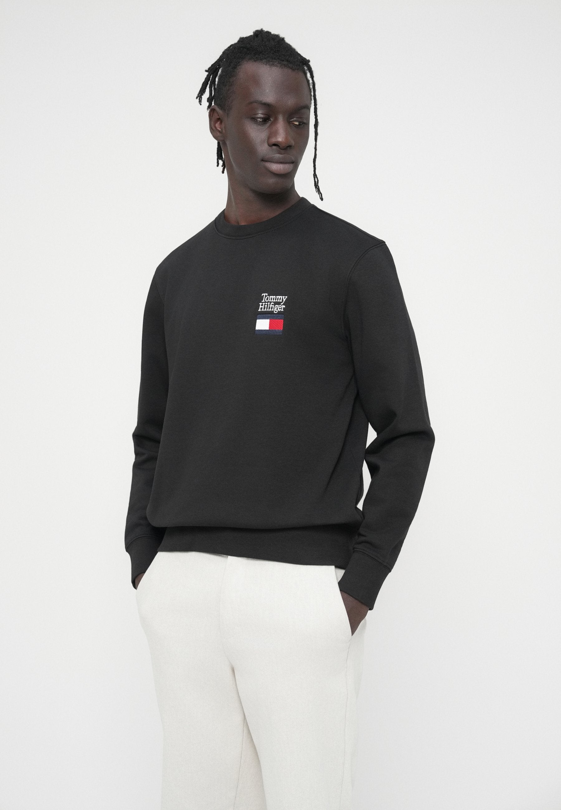 FLAG EMBROIDERY FLEX FLEECE SWEATSHIRT Media 5
