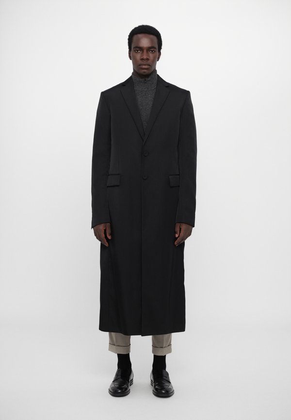 424 LONG TAILORED COAT