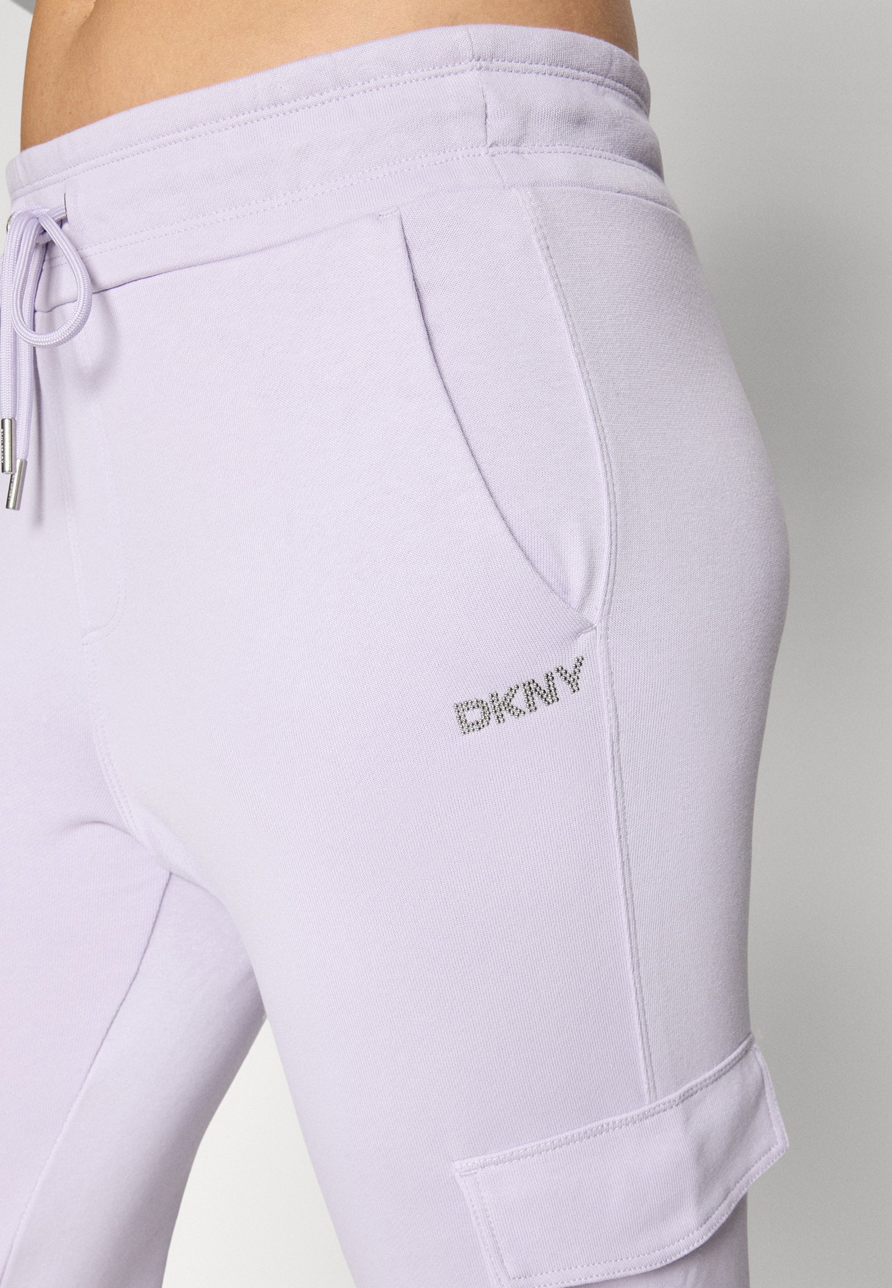 DKNY Sport SLIM FIT