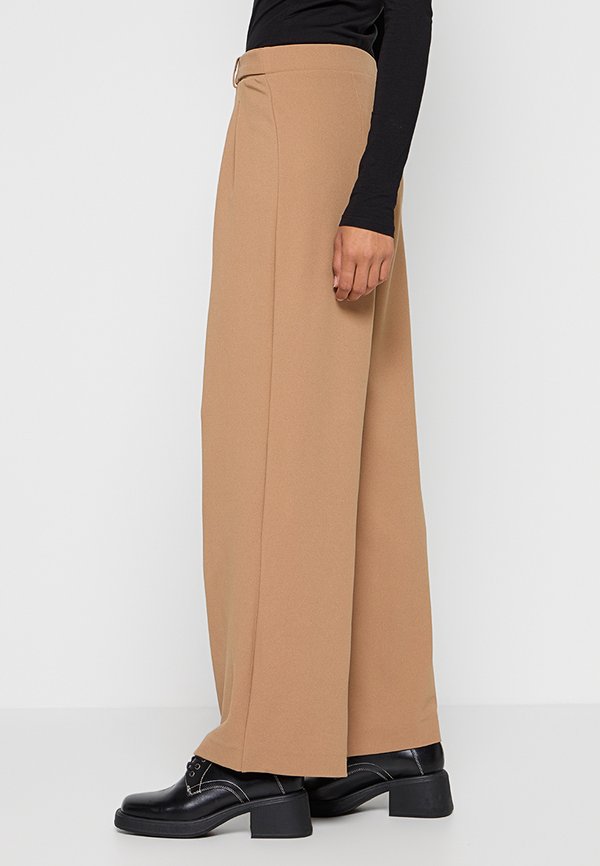 Vero Moda VMCHRISTI WIDE FIT