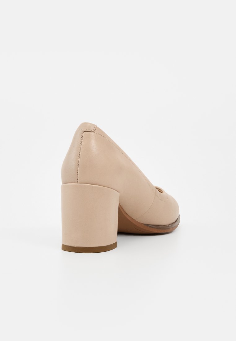 Clarks FREVA55 COURT