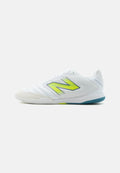New Balance FURON PRO IN V9 - Indoor football boots - white/alkaline green