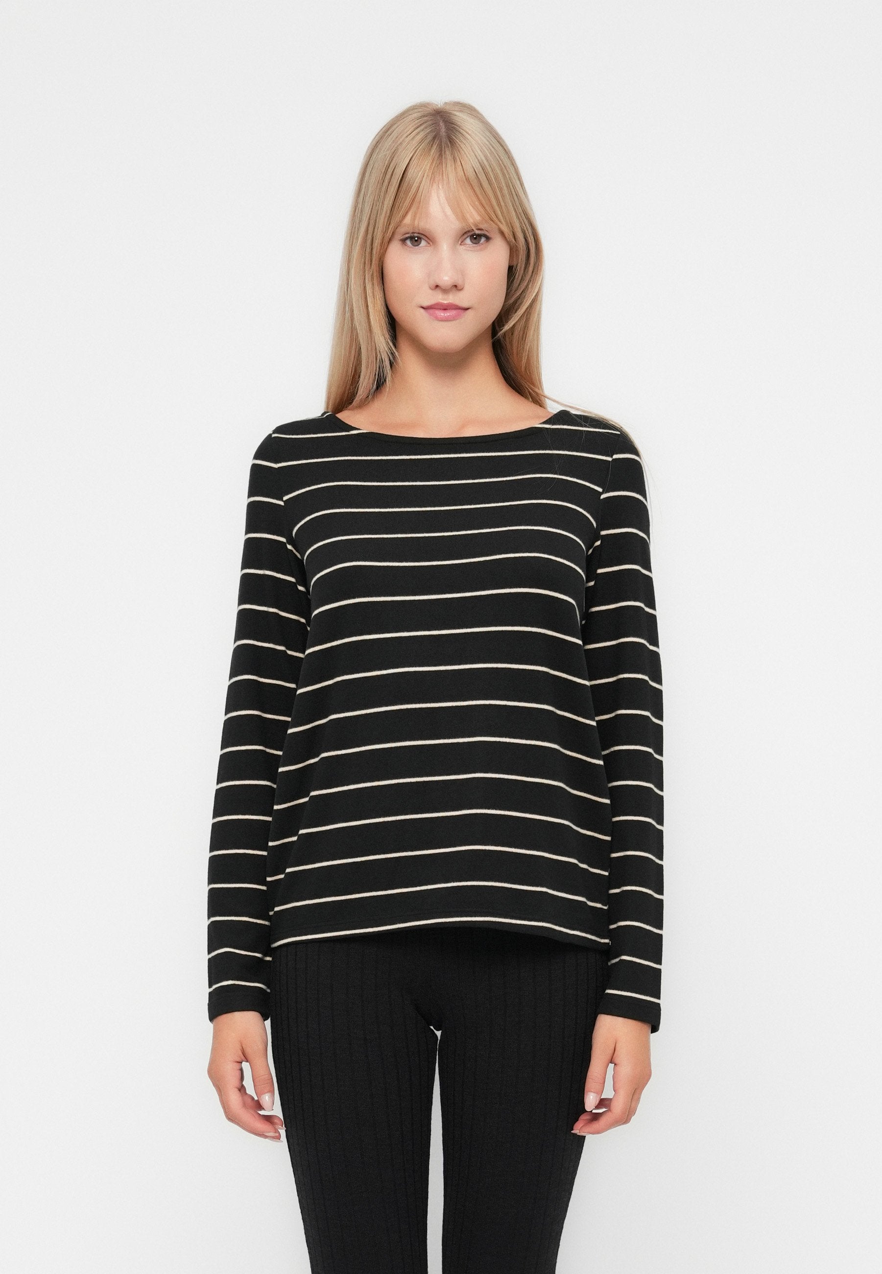 ONLY ONLCATERINA LIFE BOATNECK
