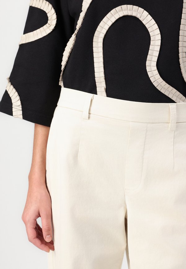 Object OBJMIA PANT
