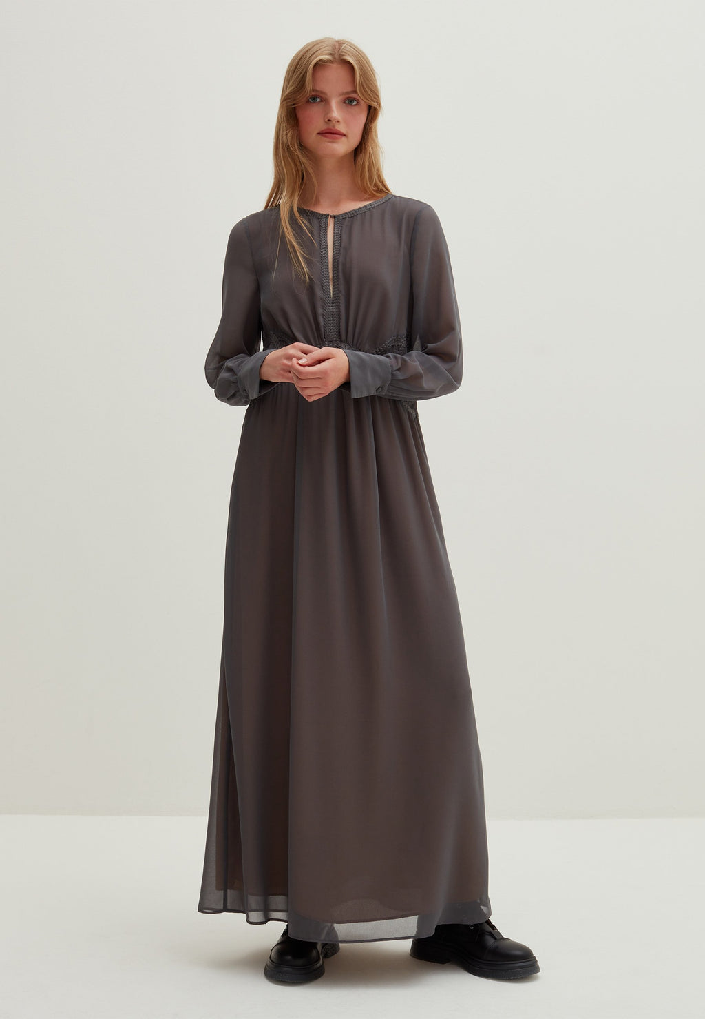 Stefanel LONG EMPIRE-STYLE WITH EMBROIDERY