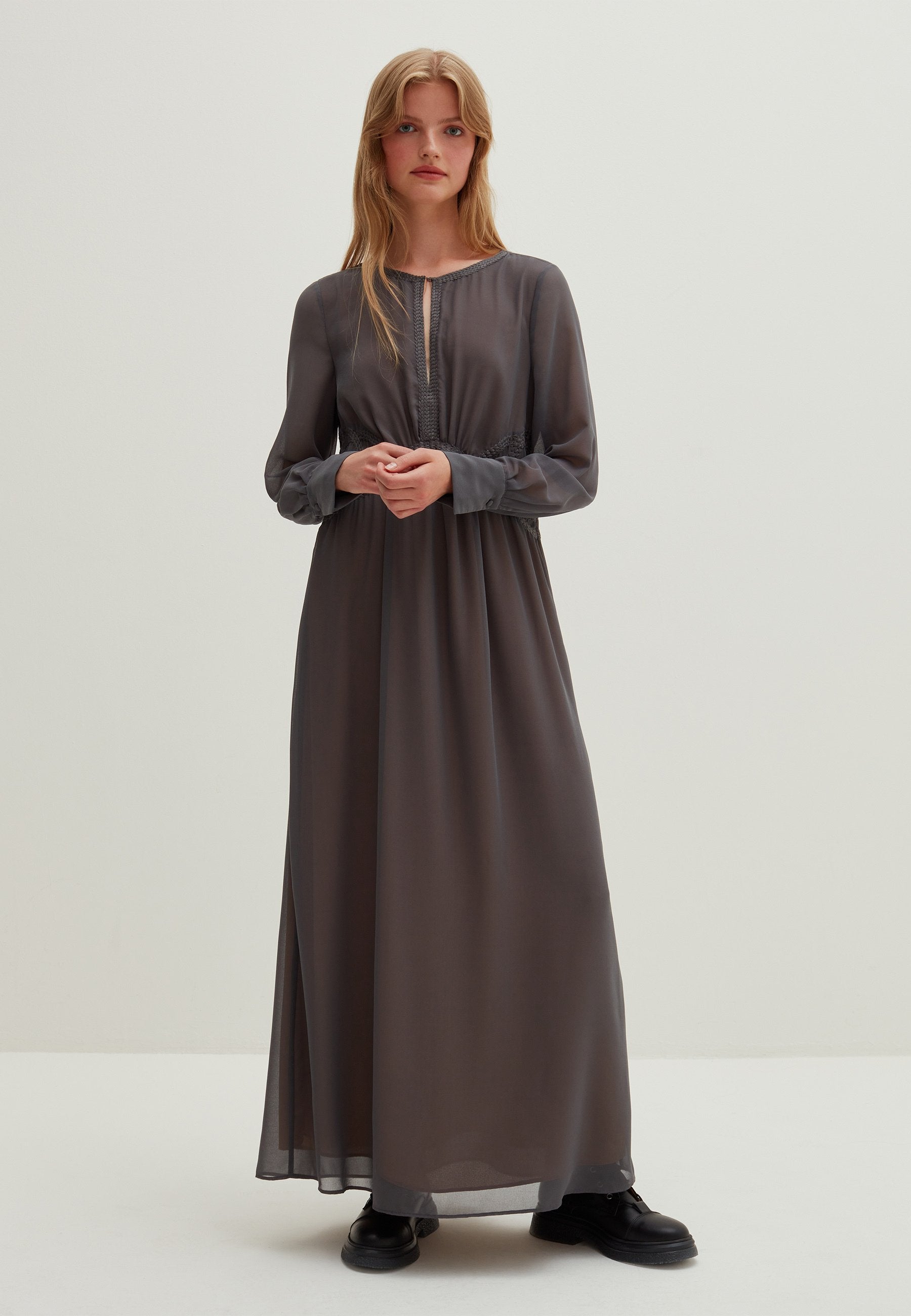 Stefanel LONG EMPIRE-STYLE WITH EMBROIDERY