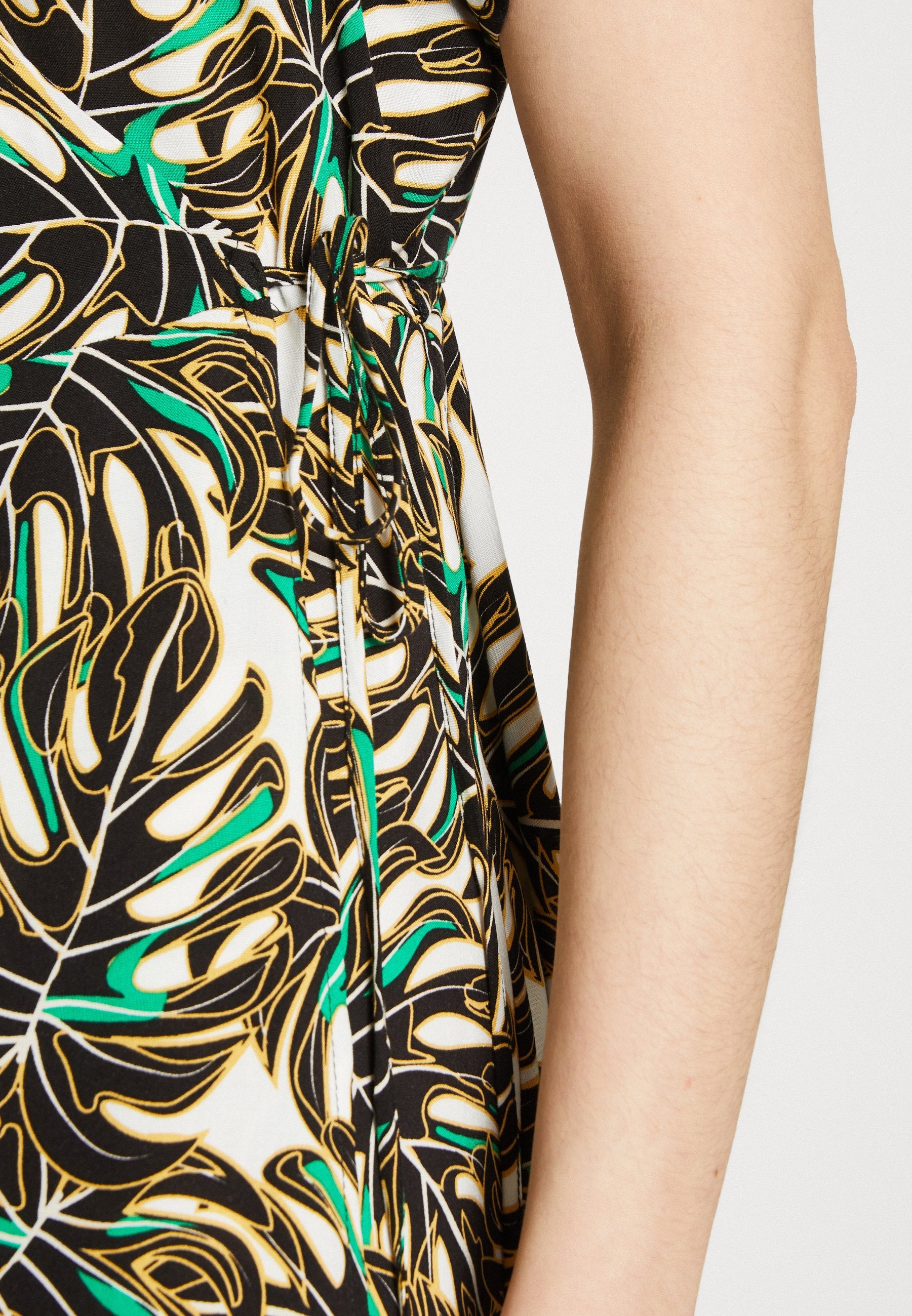VILA VIMAYA WRAP SHORT DRESS