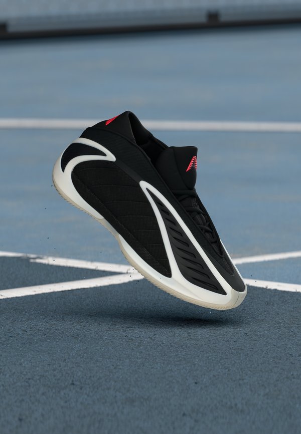 adidas Performance ANTHONY EDWARDS 2 - Basketball shoes - core black/metallic/lucid red