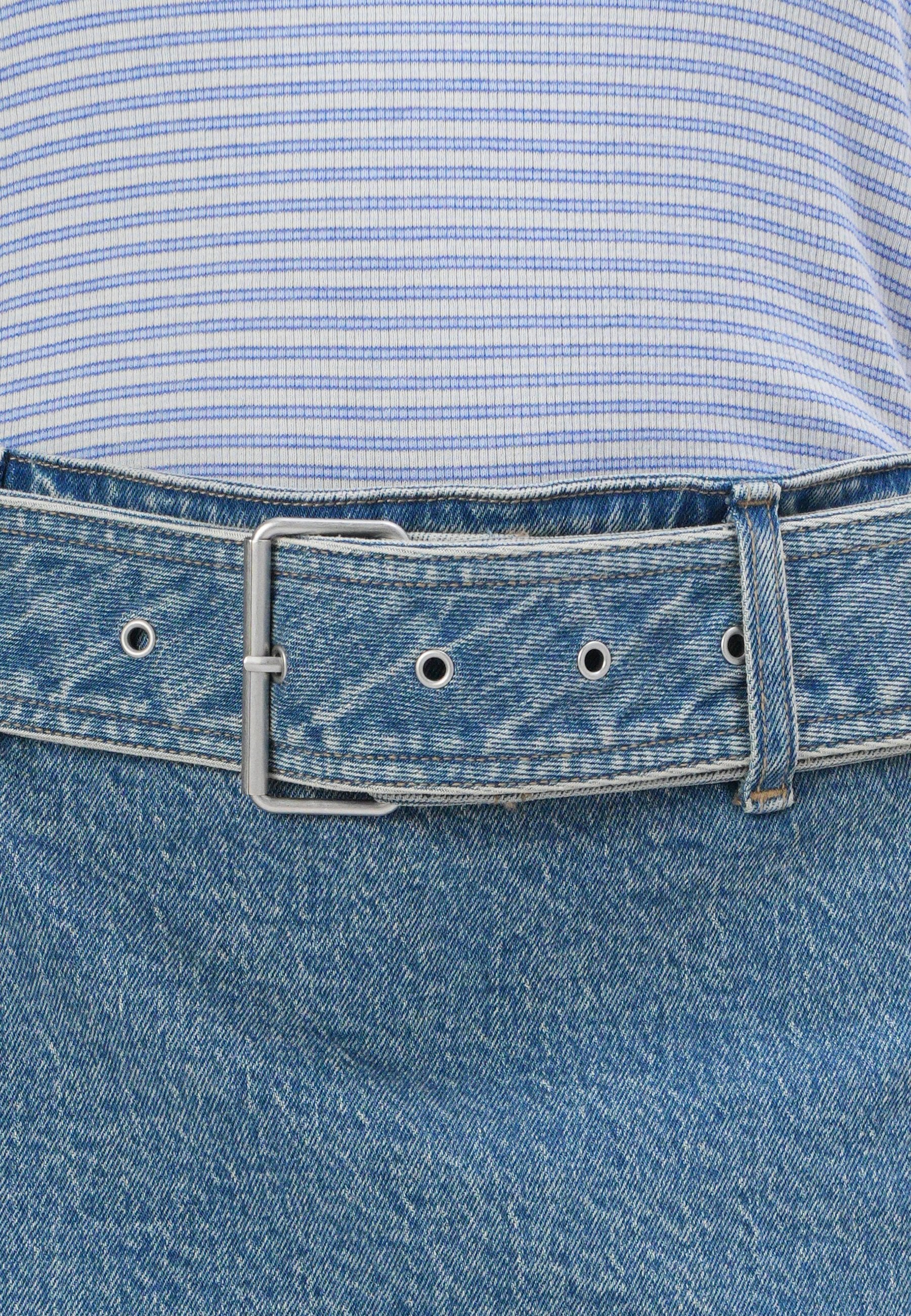 Abercrombie & Fitch CLASSIC BELTED SCARLETTE MINI SKORT