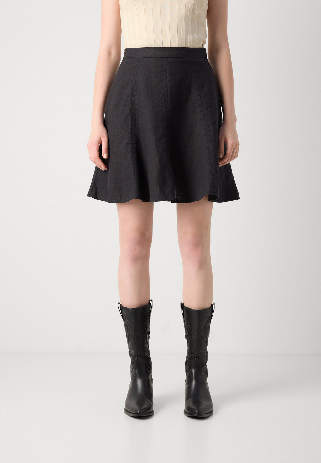 Marc O'Polo SHORT LENGTH FLARED HEMLINE LOOK