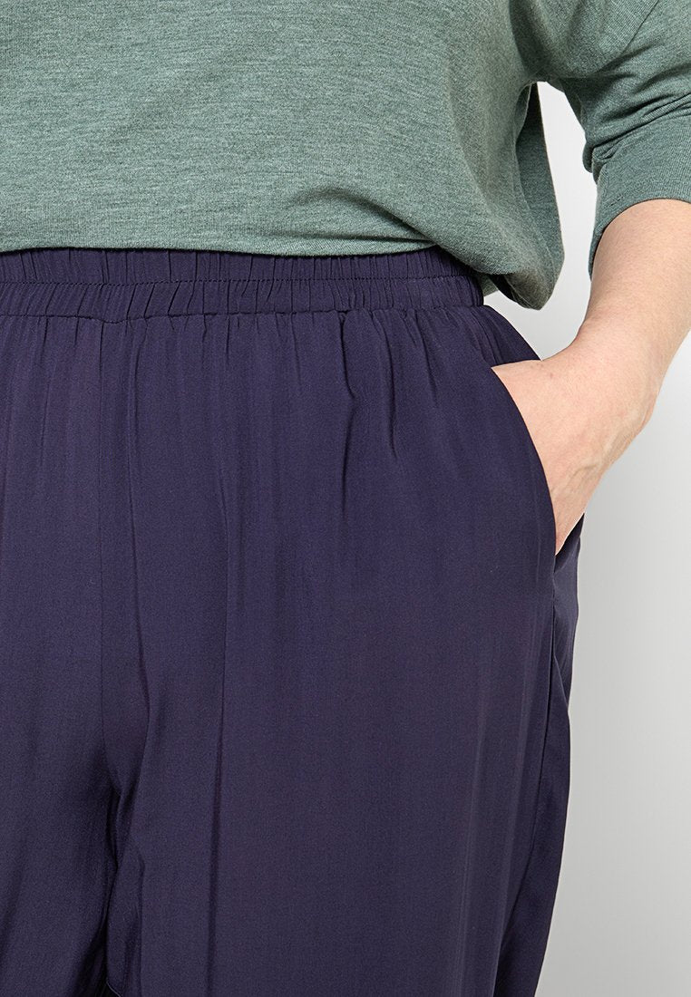 CARNURA WIDE LEG Media 4