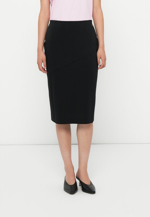 Calvin Klein INSIDE OUT