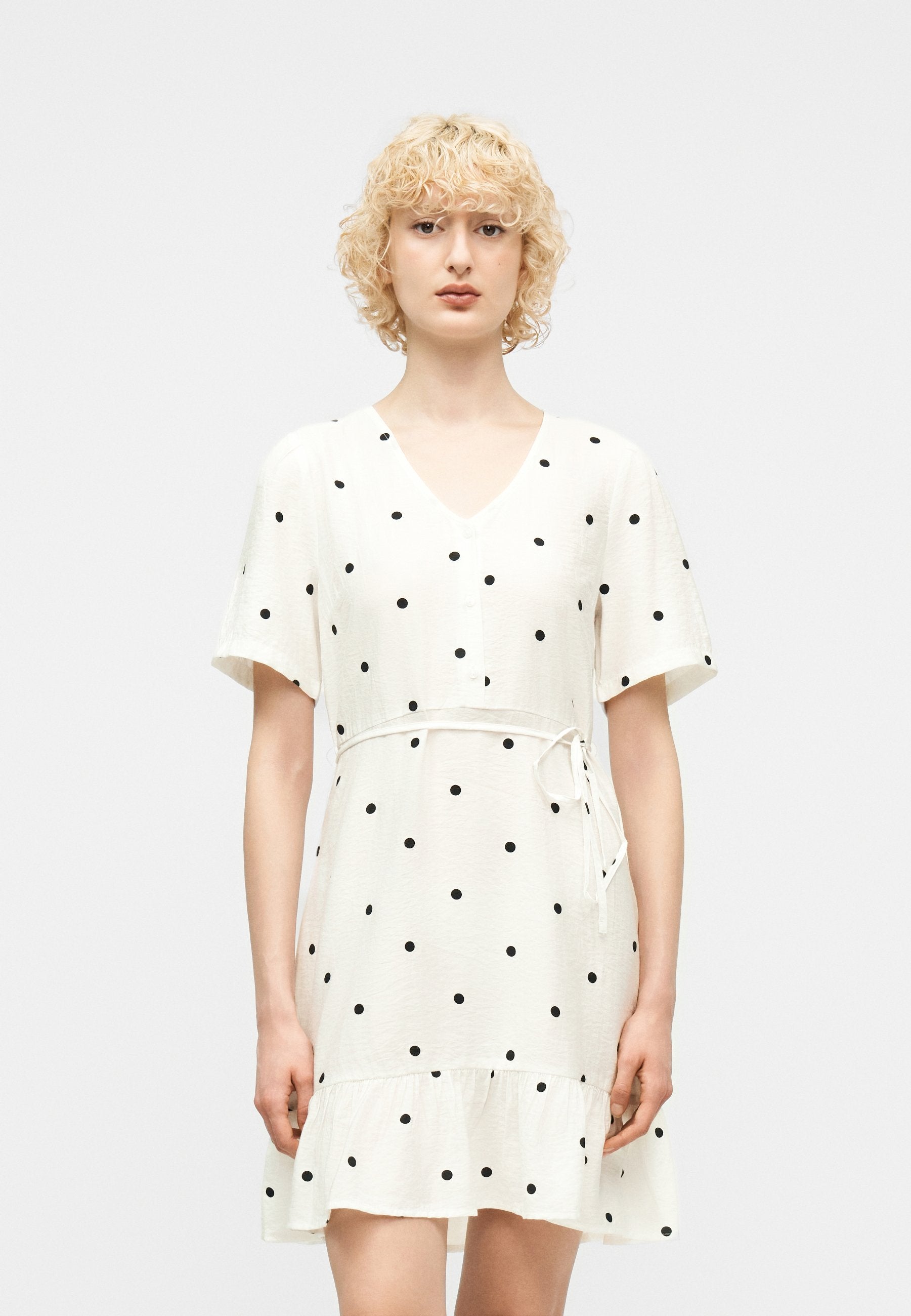 ONLY ONLTULI TUTA V NECK SHORT DRESS