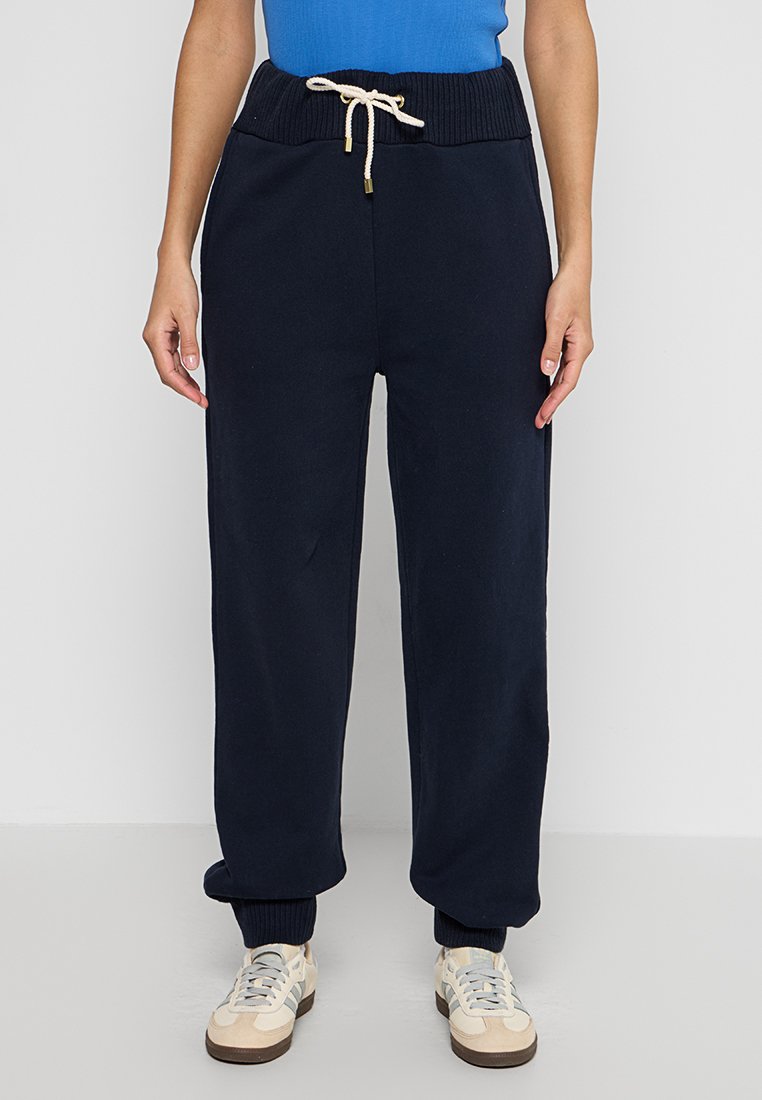 RIVIERAS LOUNGEWEAR