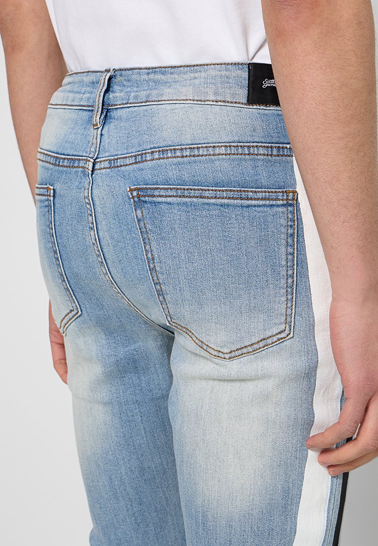 Sixth June