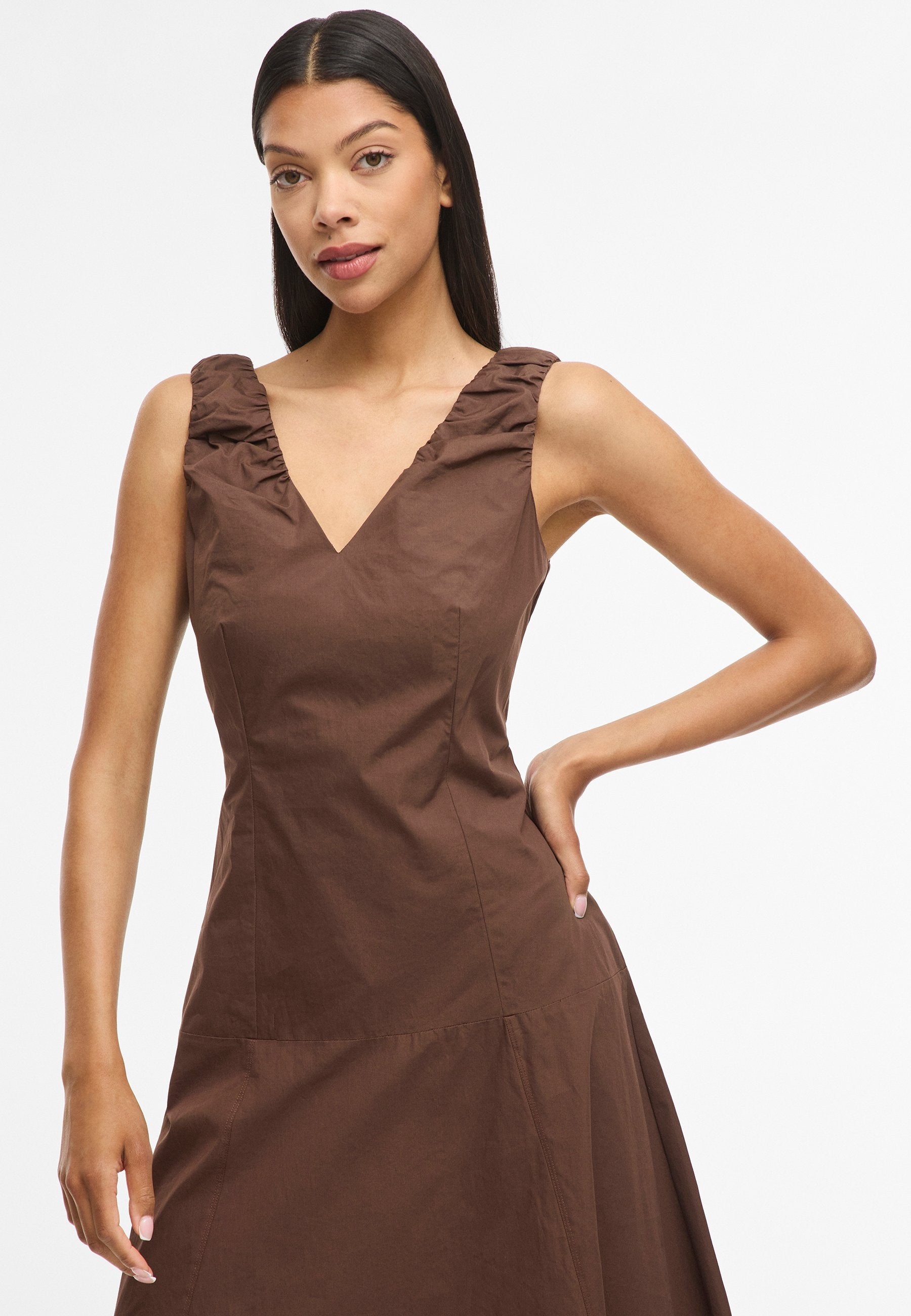 VILA VIEMBLA V NECK