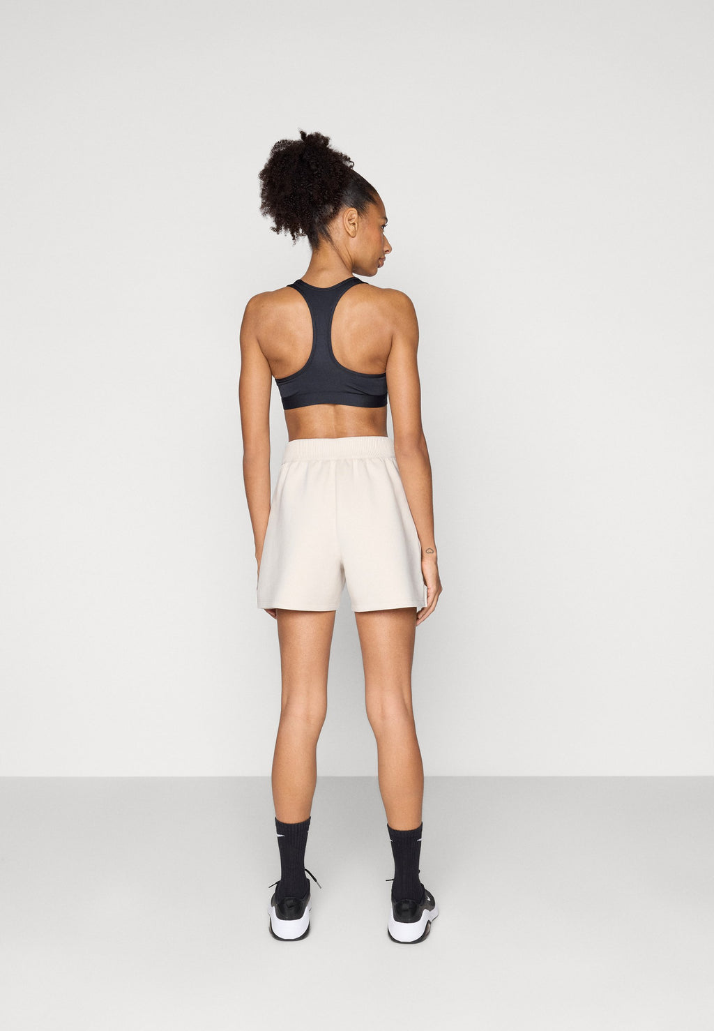 Nike Performance