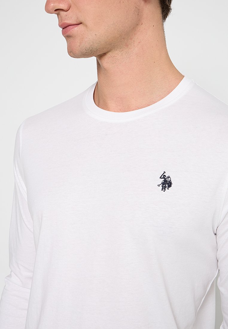 U.S. Polo Assn.