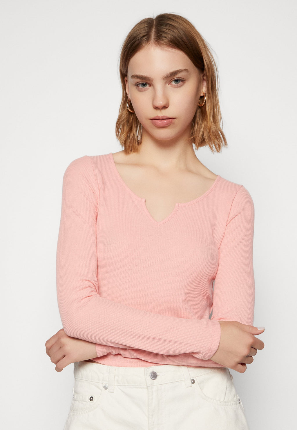 Hollister Co. NOTCH NECK