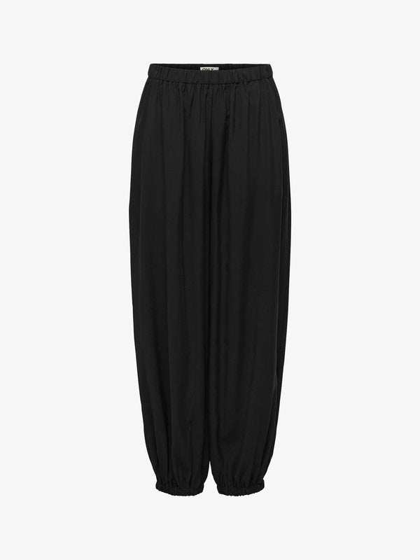 ONLY ONLSCARLY Balloon Fit - Trousers - black
