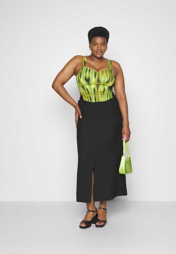 Object Curve OBJFALINE SKIRT