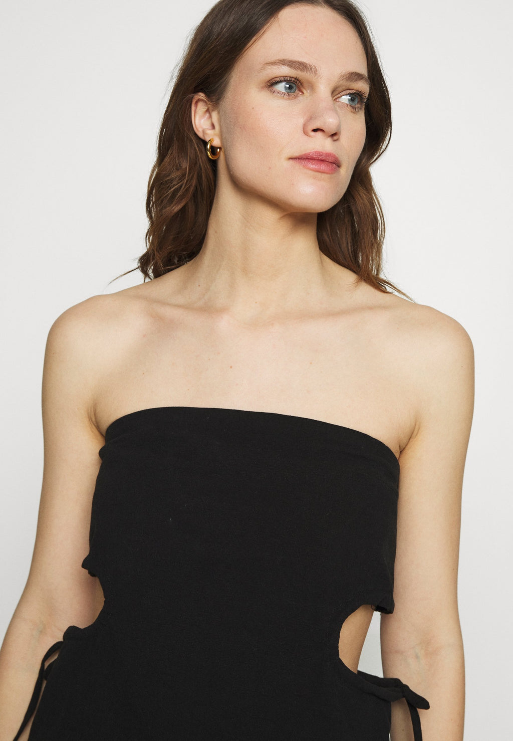 Third Form PRESSED FLOWERS DRAW SIDE STRAPLESS