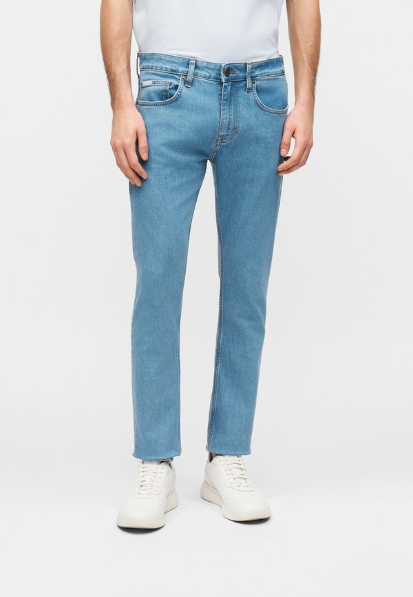 Guess Jeans
