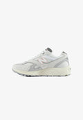 New Balance U880R UNISEX - Trainers - reflection white
