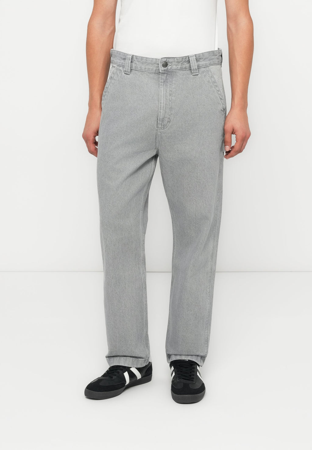 Lee SLOUCHY