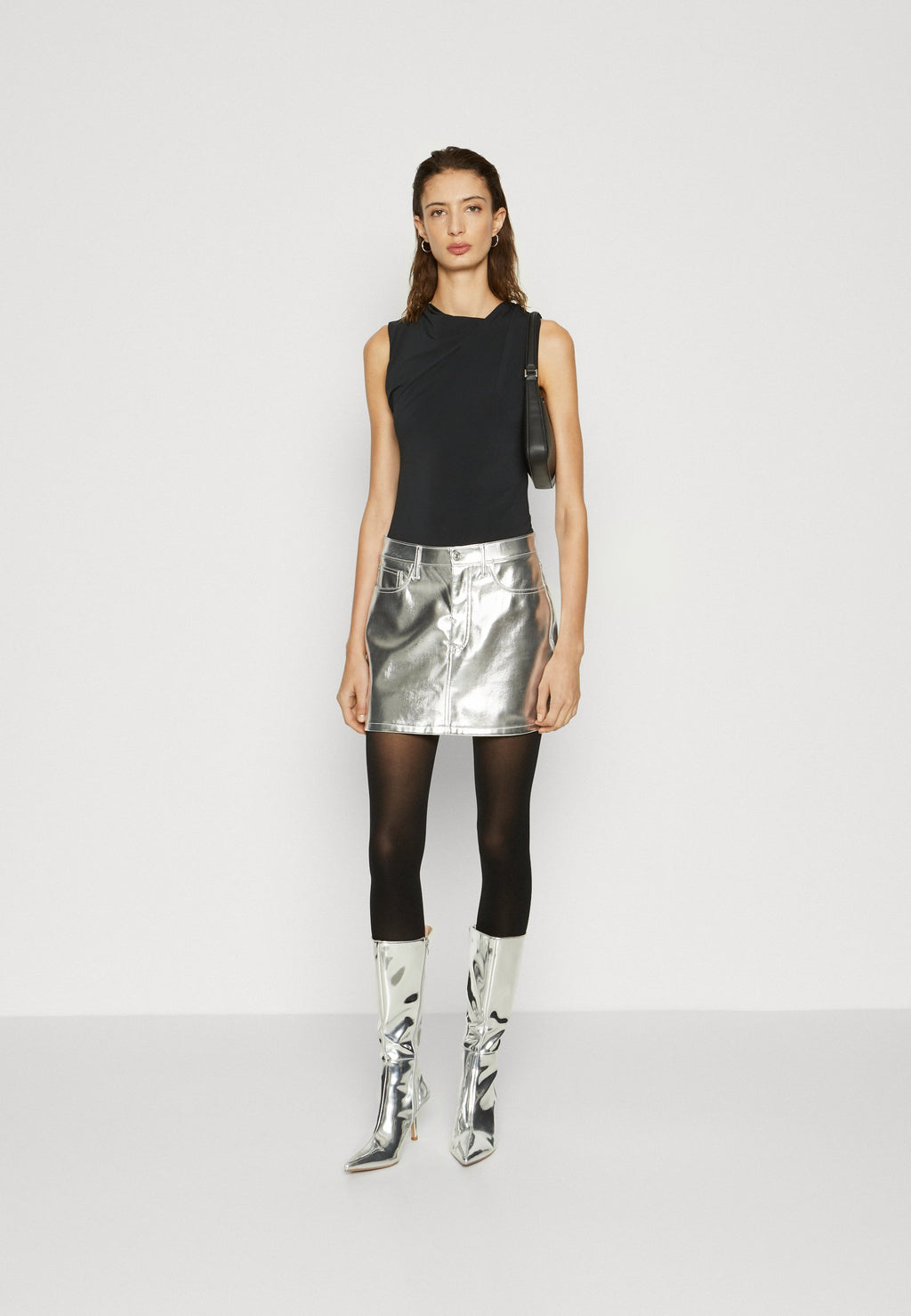 Abercrombie & Fitch HIGH RISE LEATHER MINI SKIRT