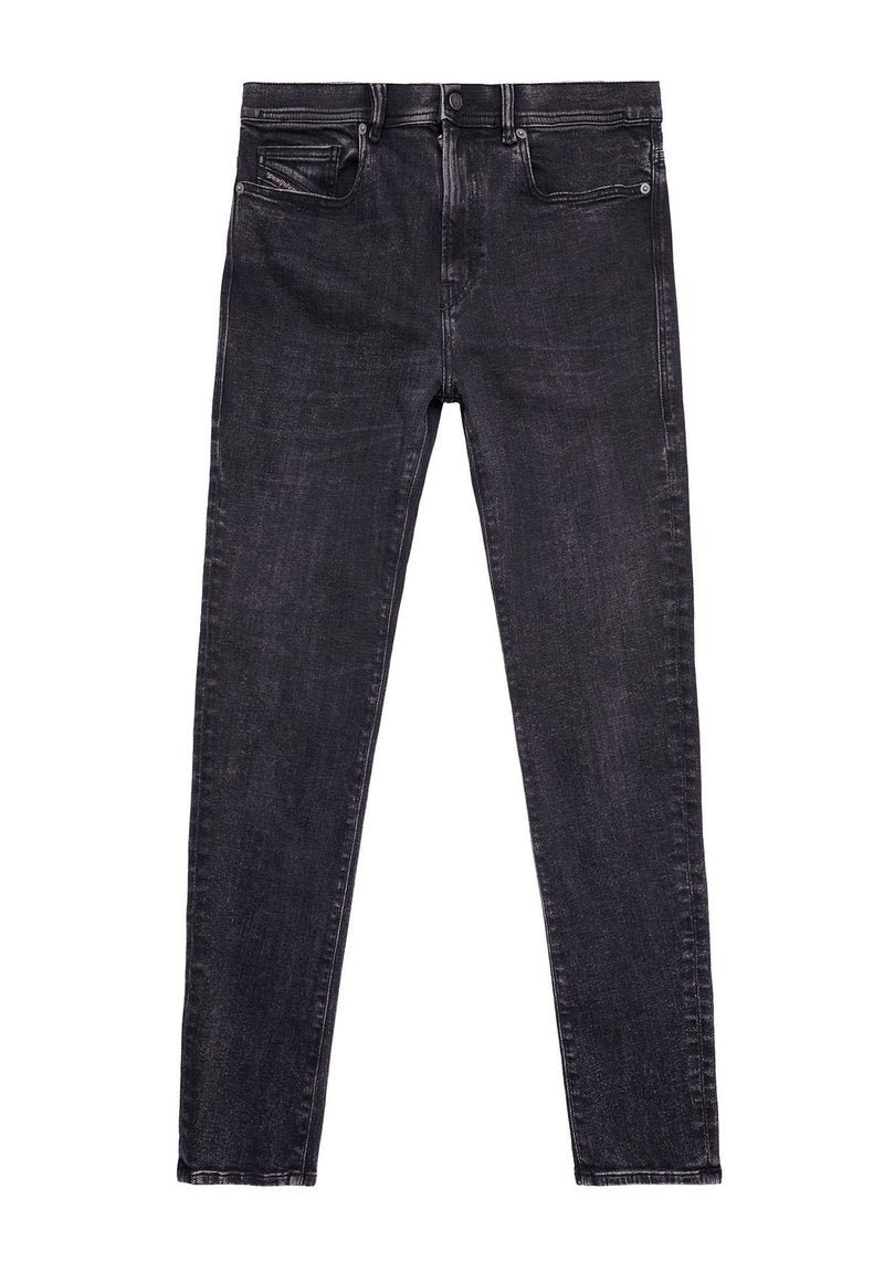 Schwarze Jeans aus Denim mit schmaler Passform, klassischem Fünf-Taschen-Design und Knopfverschluss. Glatte Textur, leicht verblasster Look und keine sichtbaren Muster.