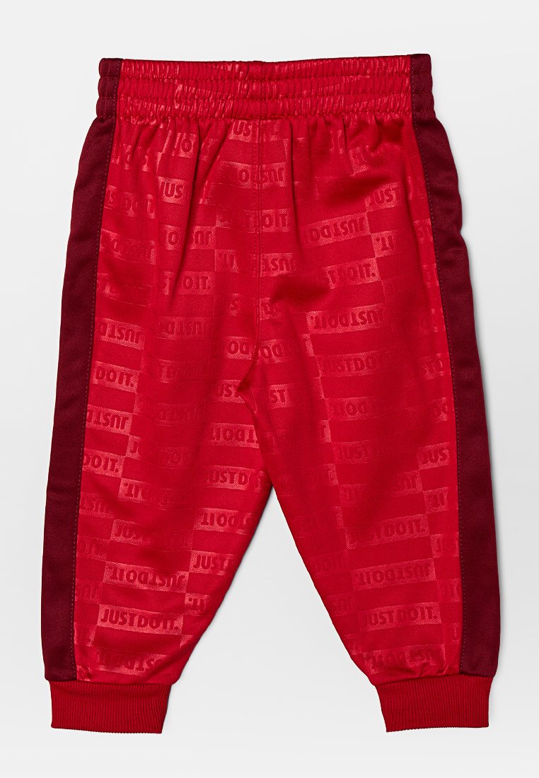 Nike Sportswear